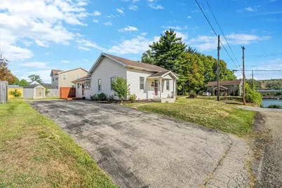 206 Washington St, Vanport, PA 15009 - Photo 1
