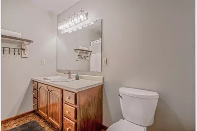 206 Washington St, Vanport, PA 15009 - Photo 18