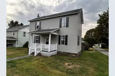 506 Washington St, Saint Clair Township, PA 15954 - Photo 1