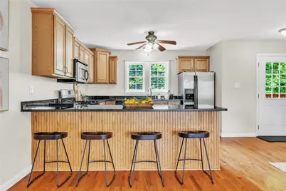 1109 Maryann St, Pittsburgh, PA 15203 - Photo 4