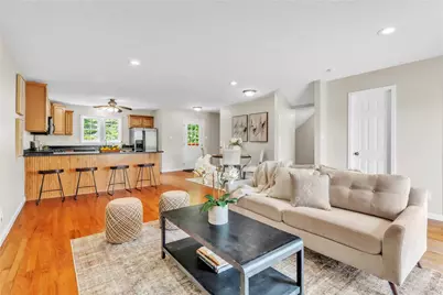 1109 Maryann St, Pittsburgh, PA 15203 - Photo 10