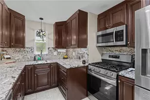 5857 Kings School Rd, Bethel Park, PA 15102 - Photo 12