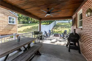 5857 Kings School Rd, Bethel Park, PA 15102 - Photo 4