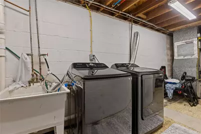 5857 Kings School Rd, Bethel Park, PA 15102 - Photo 28