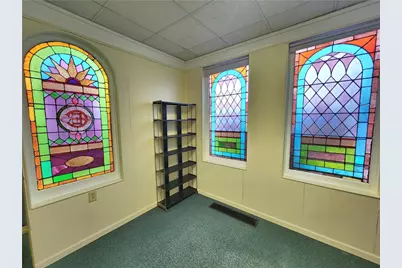 1510 Jackson Ave, New Castle, PA 16101 - Photo 16