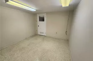 1510 Jackson Ave, New Castle, PA 16101 - Photo 22