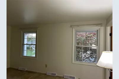 213 New Hampshire Dr, Lower Burrell, PA 15068 - Photo 38