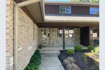 1445 Winterberry Ct #2B, Hermitage, PA 16148 - Photo 2