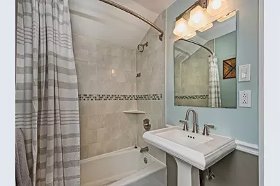 200 Ryan Dr, Scott Township, PA 15220 - Photo 16