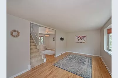 200 Ryan Dr, Scott Township, PA 15220 - Photo 4