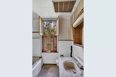 2233 Laketon Rd, Pittsburgh, PA 15221 - Photo 20