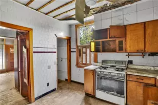 2233 Laketon Rd, Pittsburgh, PA 15221 - Photo 10