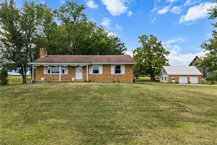 3205 Eastbrook Volant Rd, Hickory Township, PA 16156 - Photo 12