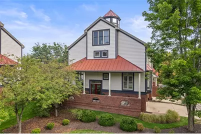 7 Waterside Place, Washington's Landing, PA 15222 - Photo 2