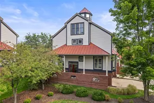 7 Waterside Pl, Washington's Landing, PA 15222 - Photo 2