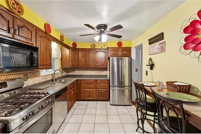 211 Rosebriar, Pittsburgh, PA 15116 - Photo 6