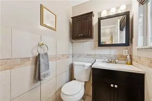 211 Rosebriar, Pittsburgh, PA 15116 - Photo 16