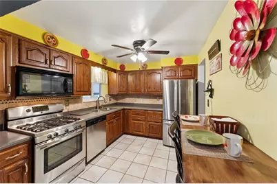 211 Rosebriar, Pittsburgh, PA 15116 - Photo 8