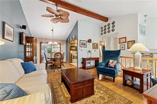 211 Rosebriar, Pittsburgh, PA 15116 - Photo 6