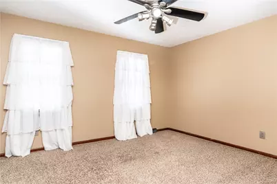 238 Cumberland Drive, Seven Fields Boro, PA 16046 - Photo 38