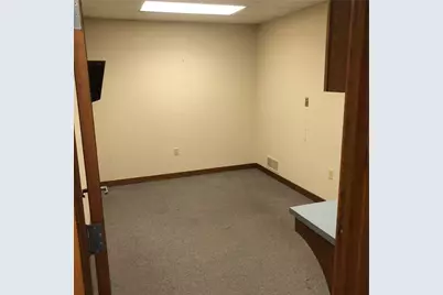 1599 N Hermitage Rd, Hermitage, PA 16148 - Photo 14