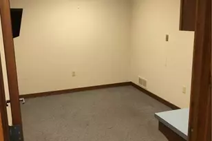 1599 N Hermitage Rd, Hermitage, PA 16148 - Photo 14