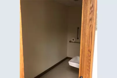 1599 N Hermitage Rd, Hermitage, PA 16148 - Photo 32