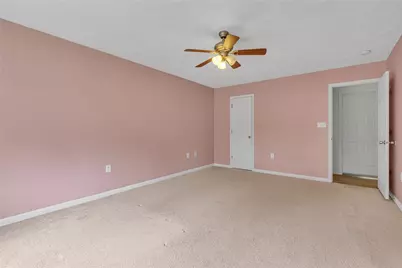 111 Aspen Dr, Brighton Township, PA 15009 - Photo 12