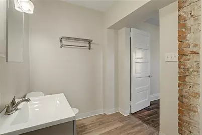 211 Crawford St, Houston, PA 15342 - Photo 18