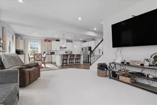 35 Dana Dr, Findlay Township, PA 15108 - Photo 10