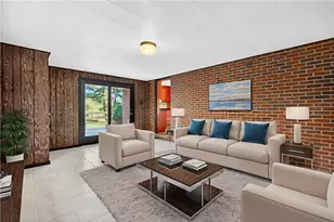 14 Holt Dr, Union Township, PA 15332 - Photo 8