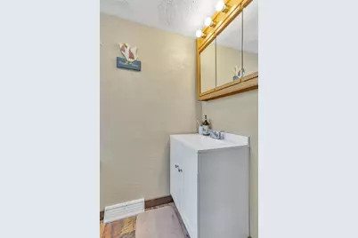 6437 Tuscarawas Rd, Ohioville, PA 15059 - Photo 16