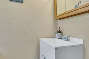 6437 Tuscarawas Rd, Ohioville, PA 15059 - Photo 16