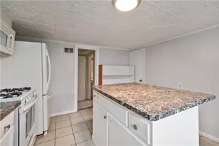 22 Eleanor St, Pittsburgh, PA 15203 - Photo 4