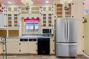 522 Skyline Dr, Rostraver, PA 15012 - Photo 14