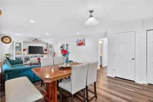 555 Gardenia Dr, Rostraver, PA 15012 - Photo 14