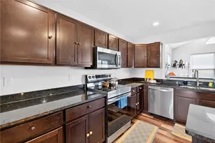 555 Gardenia Dr, Rostraver, PA 15012 - Photo 20