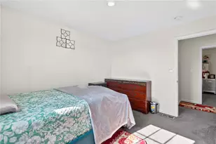 555 Gardenia Dr, Rostraver, PA 15012 - Photo 28