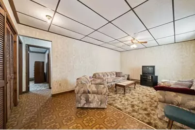 618 Pike Run Drive, California, PA 15427 - Photo 24