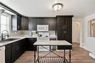 309 Thorne St, Houston, PA 15342 - Photo 8