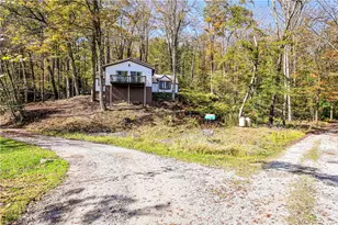 102 Snee Ln, Middlecreek Township, PA 15622 - Photo 2