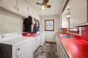 1276 Willowbrook Rd, Rostraver, PA 15012 - Photo 4