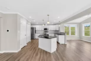 100 Foxhound Dr, Jefferson Hills, PA 15236 - Photo 4