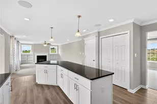 100 Foxhound Dr, Jefferson Hills, PA 15236 - Photo 8