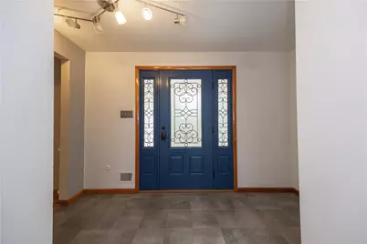 102 Huntingdon Dr, Pittsburgh, PA 15235 - Photo 2