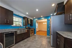 102 Huntingdon Dr, Pittsburgh, PA 15235 - Photo 12