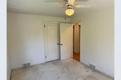 2251 Montgomery Road, Pittsburgh, PA 15143 - Photo 20