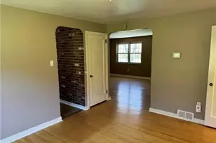 2251 Montgomery Rd, Pittsburgh, PA 15143 - Photo 6