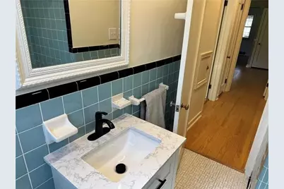 2251 Montgomery Road, Pittsburgh, PA 15143 - Photo 12