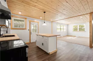 10 Fieldcrest Dr, Robinson Twp, PA 15057 - Photo 2